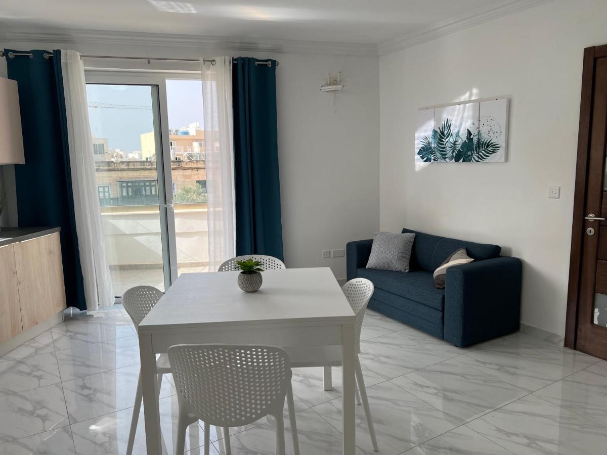 Condo With Patio Overlooking Piazza Gzira Exteriör bild
